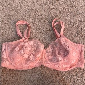 Victoria’s Secret dream angels unlined lace bra